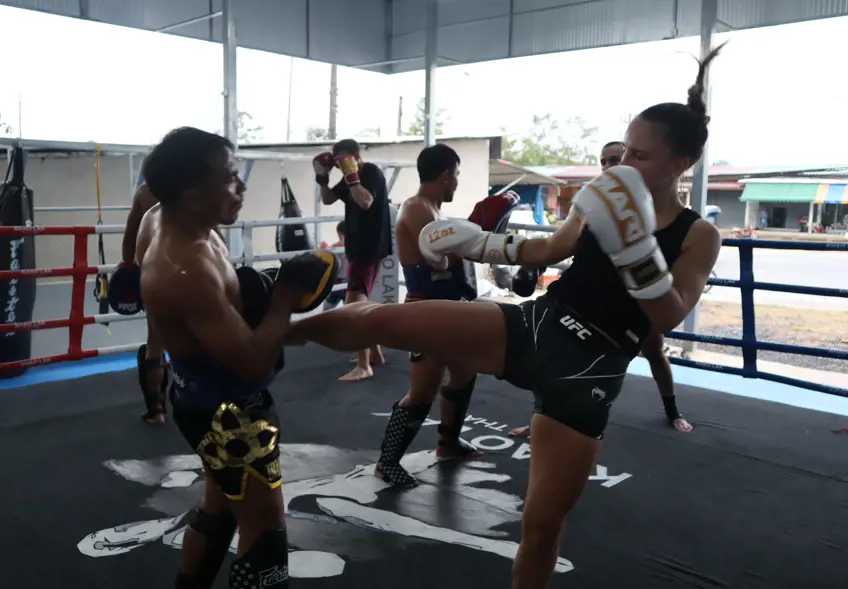 Semi-pro fighter Vanessa, from Sweden, training at Khao Lak Muay Thai