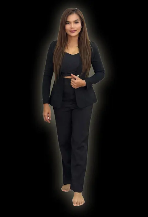 Khao Lak Muay Thai & Muay Boran Staff Namfon